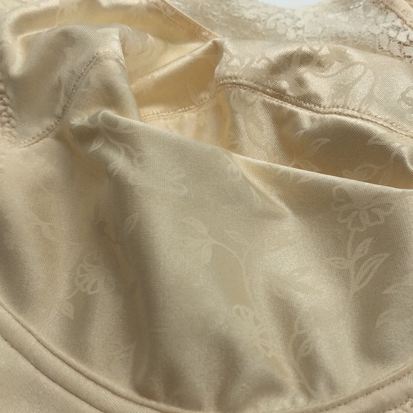 BRA. - Picture 3 of 7